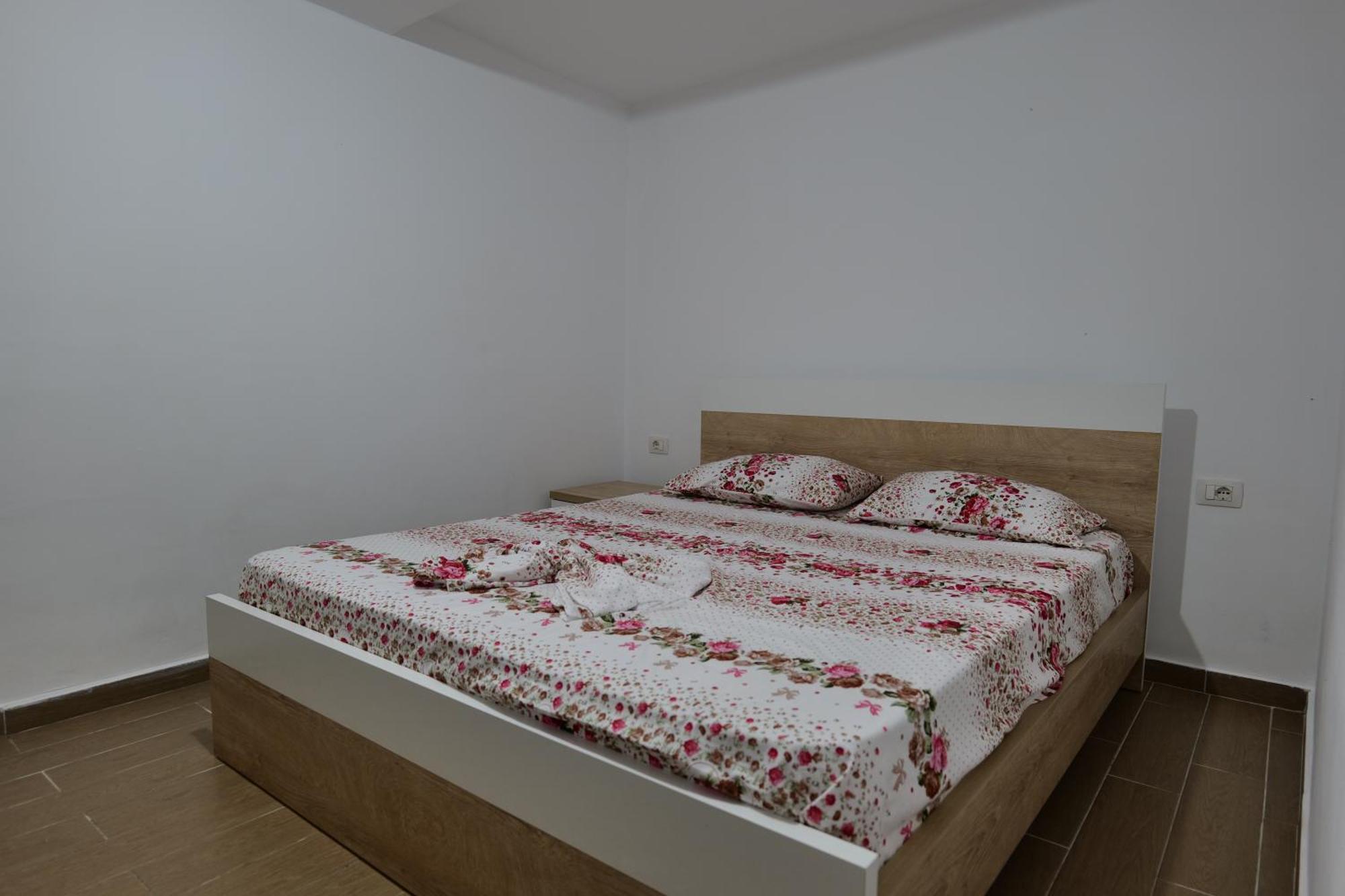 Hermes Elite Apartments Саранде Екстериор снимка