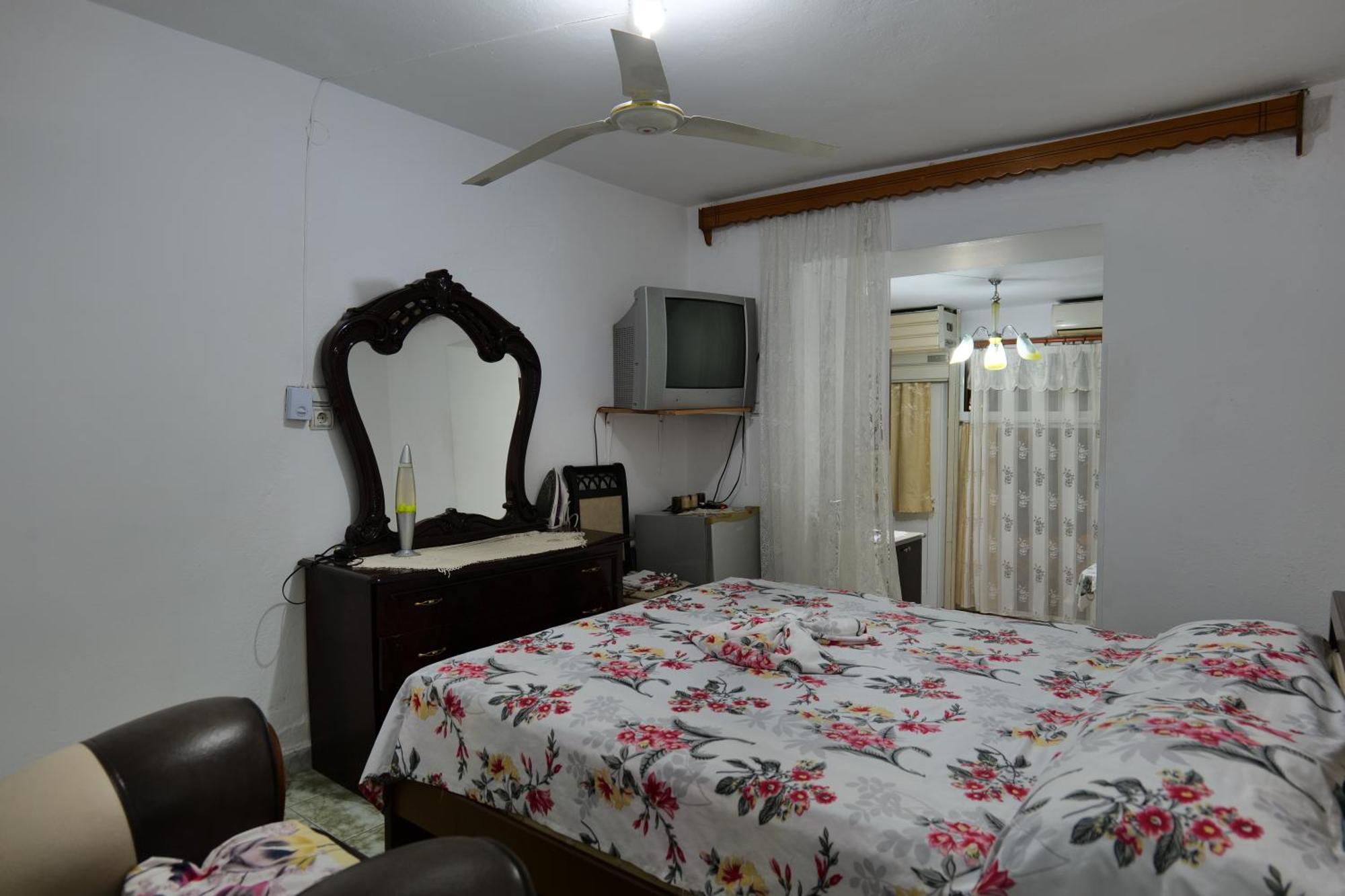Hermes Elite Apartments Саранде Екстериор снимка