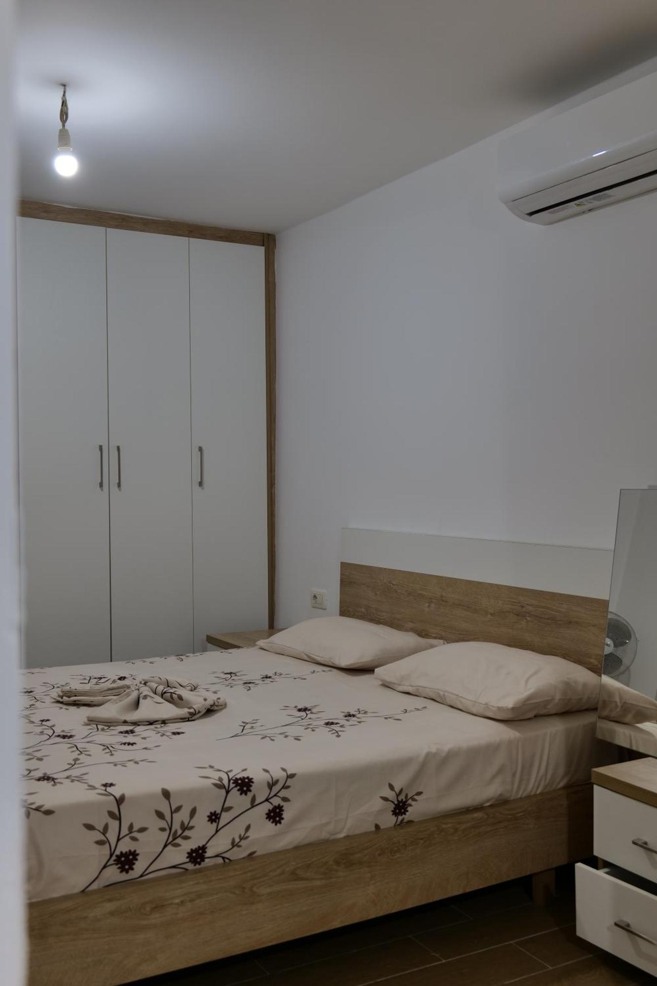 Hermes Elite Apartments Саранде Екстериор снимка